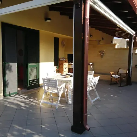 Loretta توري ديل أورسو