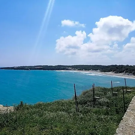 Loretta Nyaraló Torre dell'Orso